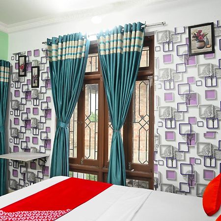 Hotel O Shraddha Residency 2 Calcutta Buitenkant foto